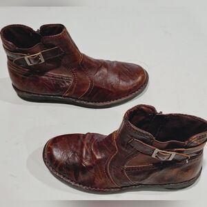 Clark Women's Brown Leather Ankle Boots Size 8